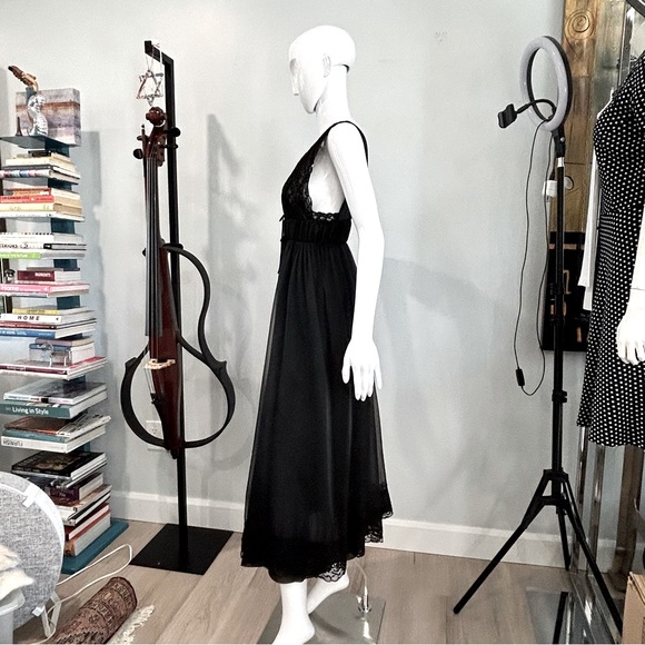 Vintage 60s Greek Goddess Style Black Négligée - Picture 2 of 10